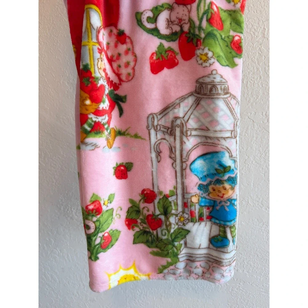 Jay Franco & Sons strawberry shortcake